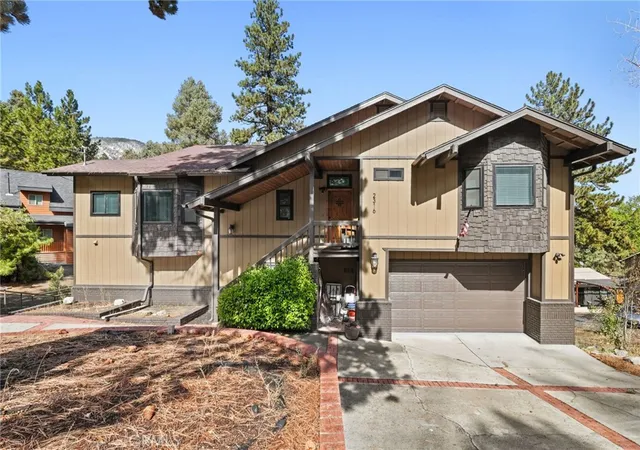 Homes for sale in Pine Mountain Club, CA | 2316 Cedarwood Dr, Pine Mountain Club, CA 93222 | MLS# SR26082146