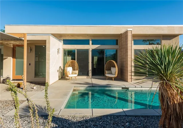 5th image of 1126 Lucent Ct, Palm Springs, CA 92262 | MLS# NP26087060
