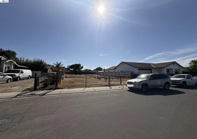 Photo 4 of Land for sale at 410 Montague Ct, Modesto, CA 95351 | MLS# 41131898 | Listing updated on 2026-06-23