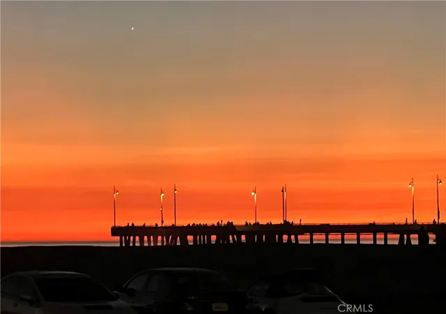 Homes for sale in Marina Del Rey, CA | 3512 Pacific Avenue, Marina Del Rey, CA 90292 | Houzeo