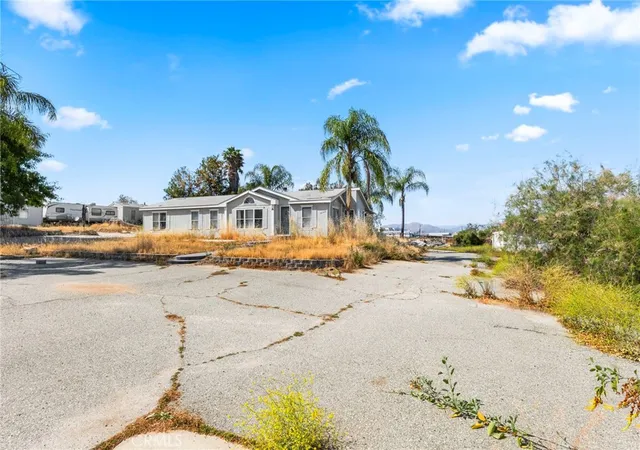 Homes for sale in Perris, CA | 18420 Decker, Perris, CA 92570 | MLS# IV26087204