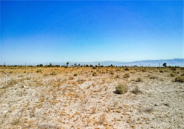 Homes for sale in Thermal, CA | 2711 Twin Lakes Ave, Thermal, CA 92274 | MLS# ND26086824