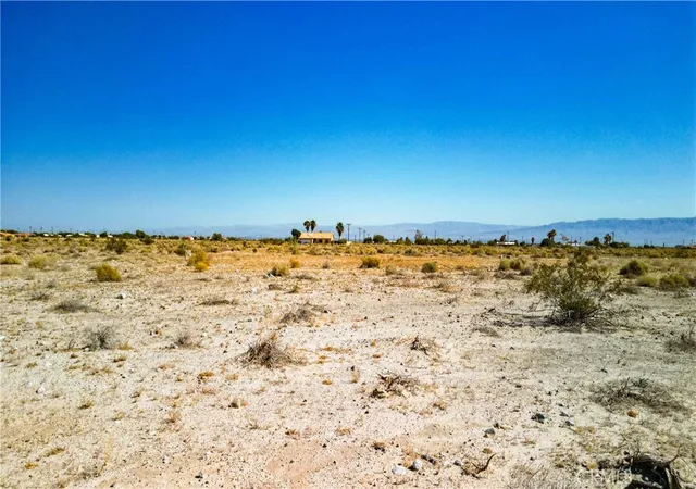 Homes for sale in Thermal, CA | 2705 Elsinore Ave, Thermal, CA 92274 | MLS# ND26086817