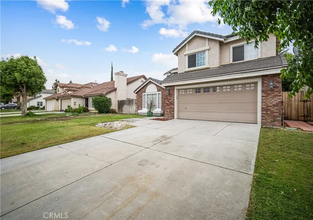4th image of 906 Devonshire, Bakersfield, CA 93312 | MLS# CV26087487