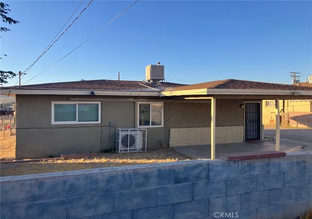 Homes for sale in Barstow, CA | 616 E White St, Barstow, CA 92311 | MLS# HD26087519