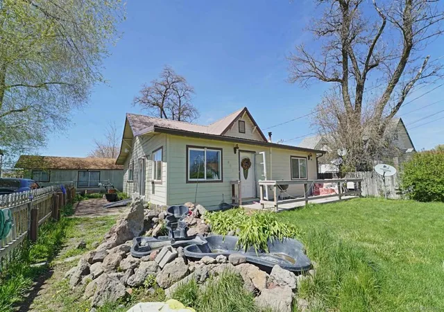 4th image of 501 N East, Alturas, CA 96101 | MLS# 260009610SD