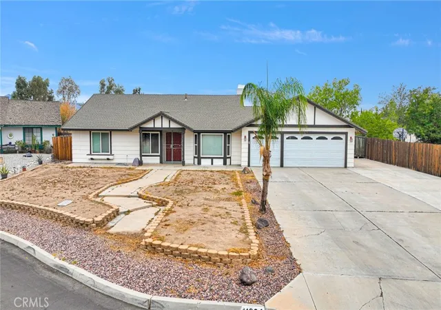 Homes for sale in Victorville, CA | 11334 Courtside, Victorville, CA 92392 | MLS# IG26087635