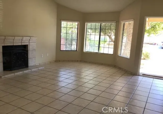Photo 3 of Single family home for sale at 37449 Middlebury, Palmdale, CA 93550 | MLS# SR26087685 | Listing updated on 2026-09-24