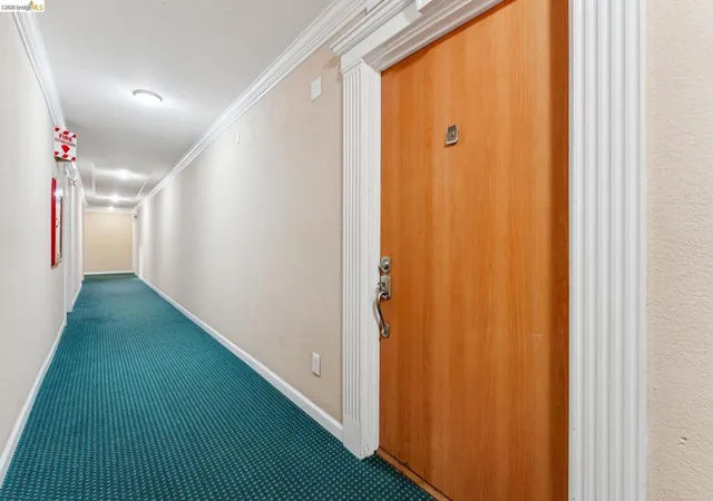 2nd image of 77 Fairmount Ave #203, Oakland, CA 94611 | MLS# 41131967