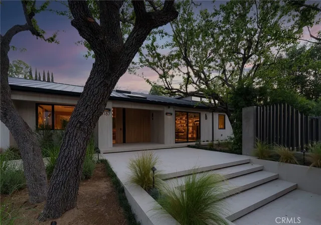 Homes for sale in Studio City, CA | 3187 Oakdell, Studio City, CA 91604 | MLS# SR26087753