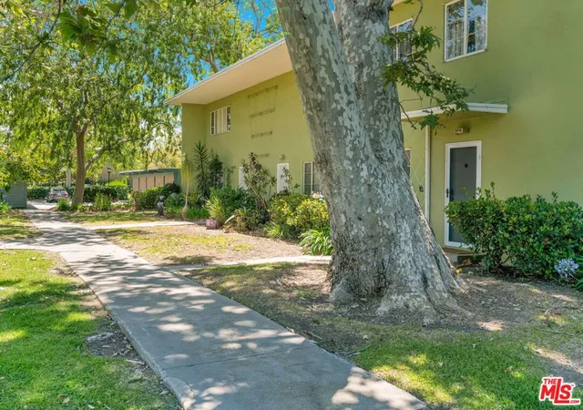 Homes for sale in Los Angeles, CA | 5516 Village Green, Los Angeles, CA 90016 | MLS# 26783991