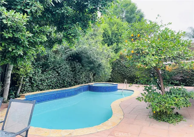 3rd image of 6233 Zelzah, Encino, CA 91316 | MLS# WS26087763