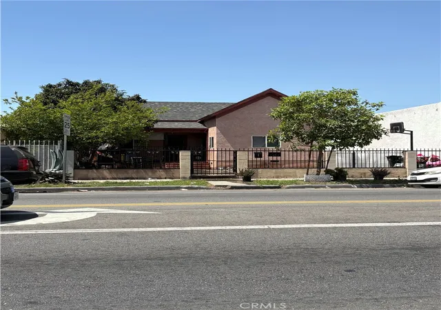 1st image of 7607 S San Pedro, Los Angeles, CA 90003 | MLS# IV26087803