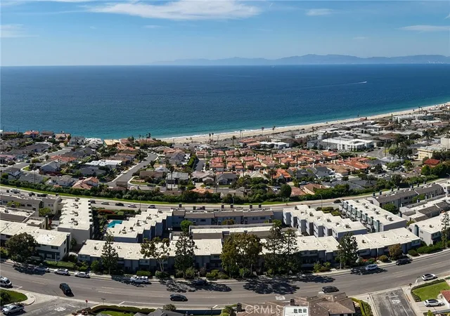 Photo 3 of Sale Pending at 177 Calle Mayor, Redondo Beach, CA 90277 | MLS# SB26087445 | Listing updated on 2026-07-03