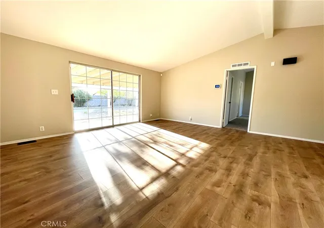4th image of 12546 Navajo, Apple Valley, CA 92308 | MLS# HD26087869