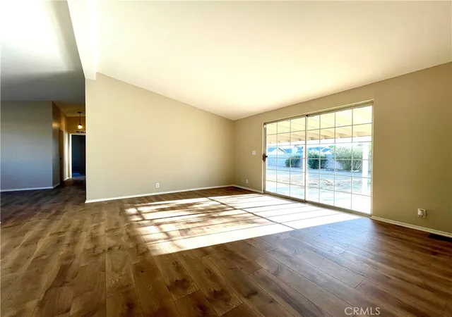 5th image of 12546 Navajo, Apple Valley, CA 92308 | MLS# HD26087869