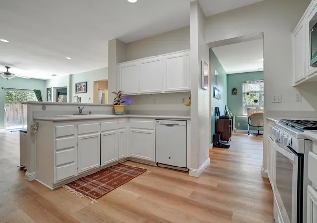 4th image of 33166 Aquamarine Cir, Menifee, CA 92584 | MLS# 219146805DA