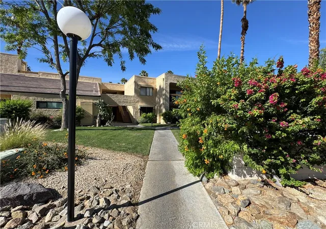 Homes for sale in Palm Springs, CA | 5300 E Waverly, Palm Springs, CA 92264