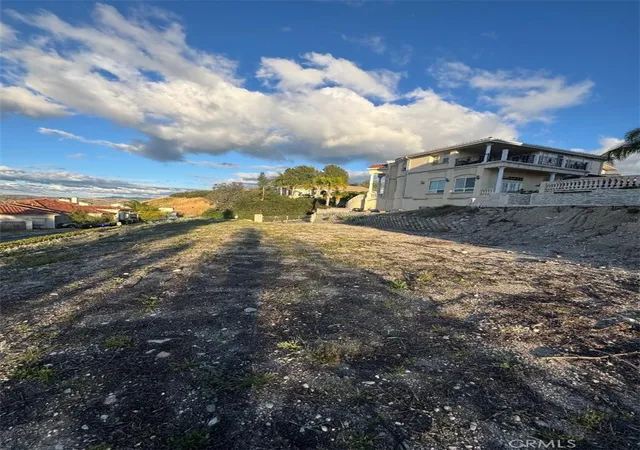 2nd image of 23808 Bella Vista, Newhall, CA 91321 | MLS# SR26082534