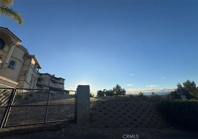 4th image of 23808 Bella Vista, Newhall, CA 91321 | MLS# SR26082534