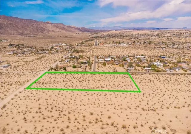 Homes for sale in 29 Palms, CA | 3112 Sullivan Rd, 29 Palms, CA 92277 | MLS# JT26087456