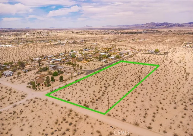 Homes for sale in 29 Palms, CA | 3112 Sullivan Rd, 29 Palms, CA 92277 | MLS# JT26087456