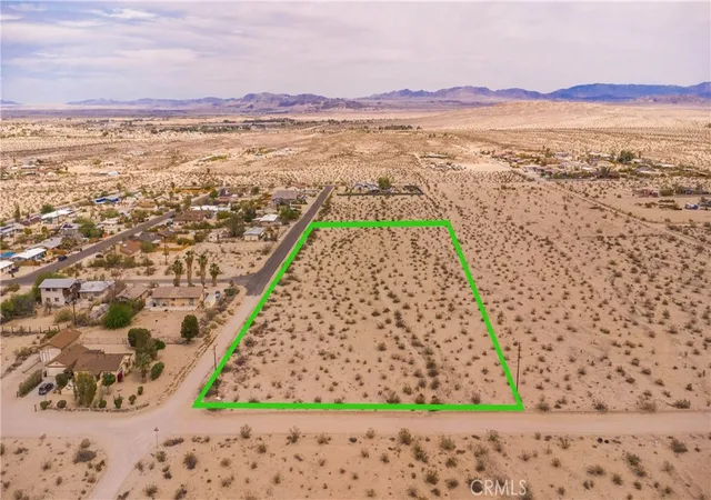 Homes for sale in 29 Palms, CA | 3112 Sullivan Rd, 29 Palms, CA 92277 | MLS# JT26087456