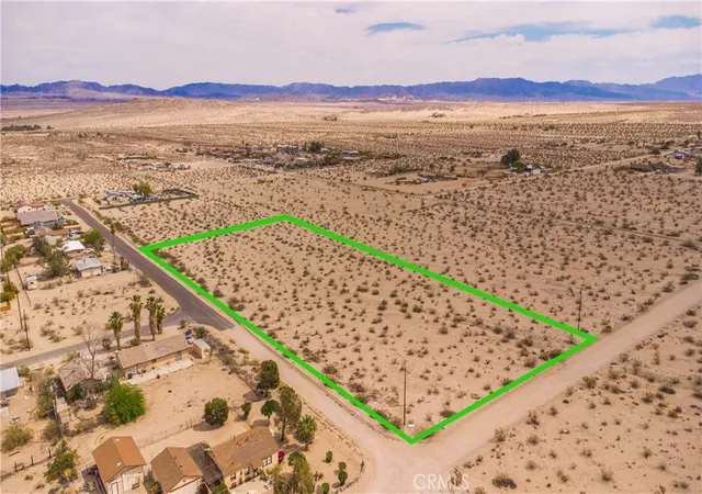 Homes for sale in 29 Palms, CA | 3112 Sullivan Rd, 29 Palms, CA 92277 | MLS# JT26087456