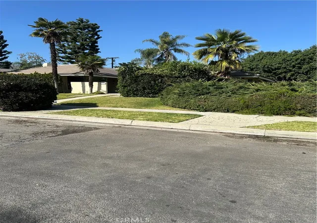 3rd image of 1669 N San Antonio, Upland, CA 91784 | MLS# CV26087966