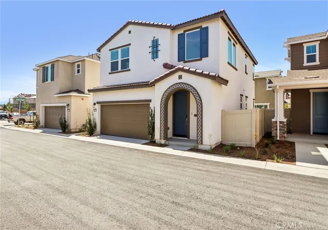 3rd image of 28255 Via Vendimia, Temecula, CA 92591 | MLS# OC26069741