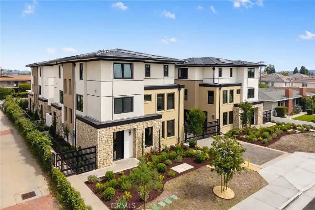 Listing Photo 1 - Condo for sale in 826 Sunset located at 826 Sunset, Arcadia, CA 91007 - Unit 826 Sunset Blvd