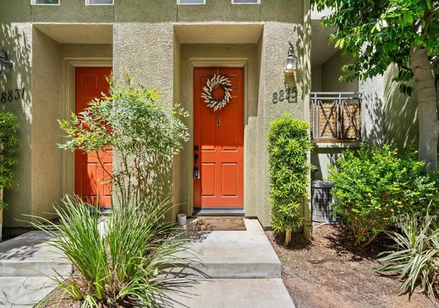 Listing Photo 1 - Condo for sale in building located at 8835 Tribeca Cir, San Diego, CA 92123