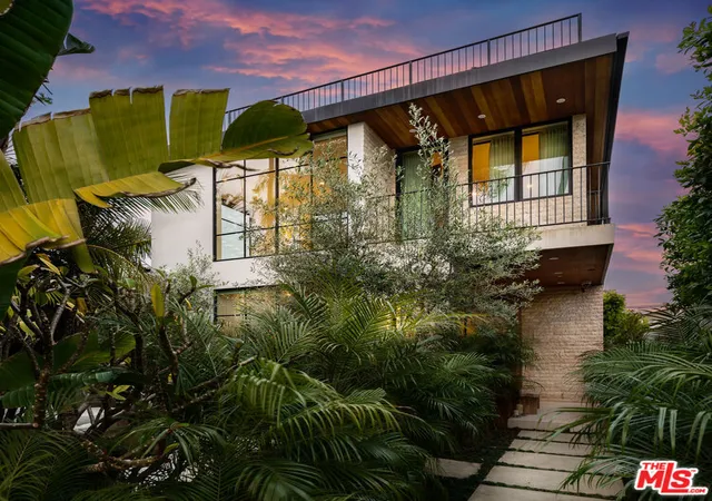 45th image of 832 Milwood Ave, Venice, CA 90291 | MLS# 26759281
