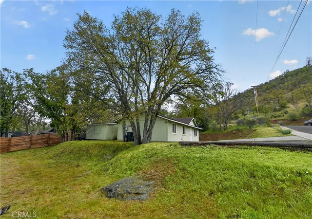 1st image of 1120 Bluebird, Yreka, CA 96097 | MLS# SN26086617