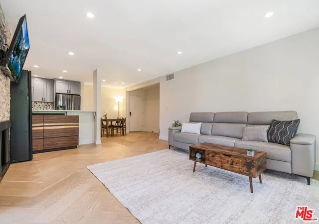 Homes for sale in West Hollywood, CA | 950 N Kings Rd #216, West Hollywood, CA 90069 | MLS# 26738965
