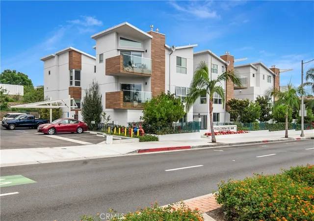 2nd image of 3920 E Coast Hwy, Corona Del Mar, CA 92625 | MLS# NP26086431