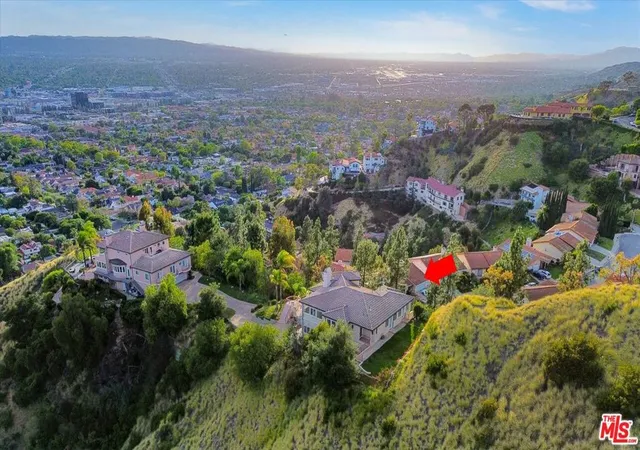 2nd image of 1248 E Tujunga Ave, Burbank, CA 91501 | MLS# 26766395