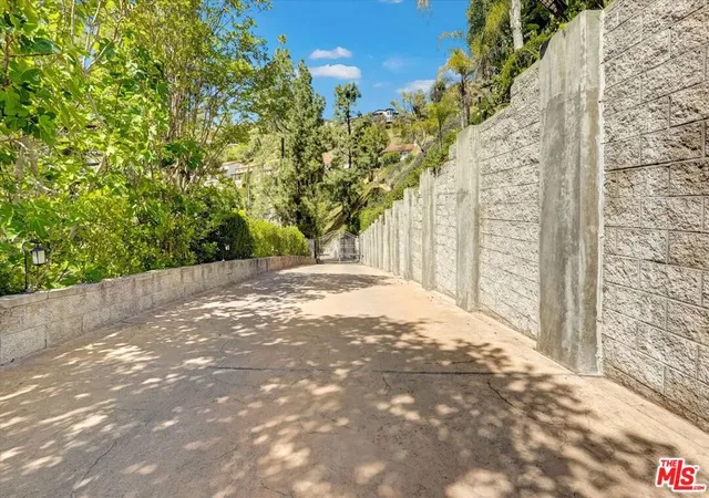 5th image of 1248 E Tujunga Ave, Burbank, CA 91501 | MLS# 26766395