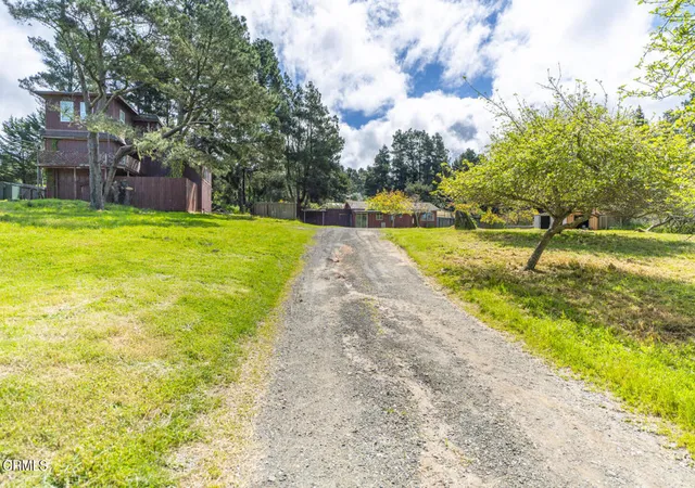 Photo 2 of Single family home for sale at 16801 Franklin Rd, Fort Bragg, CA 95437 | MLS# C1-11360 | Listing updated on 2026-04-28