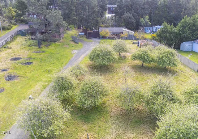 Photo 3 of Single family home for sale at 16801 Franklin Rd, Fort Bragg, CA 95437 | MLS# C1-11360 | Listing updated on 2026-04-28