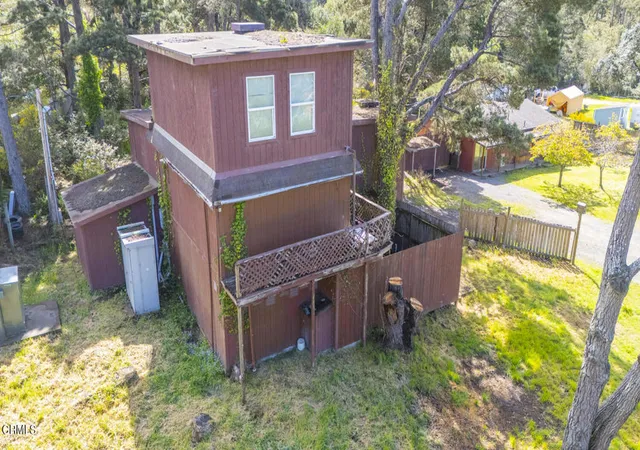 Photo 4 of Single family home for sale at 16801 Franklin Rd, Fort Bragg, CA 95437 | MLS# C1-11360 | Listing updated on 2026-04-28