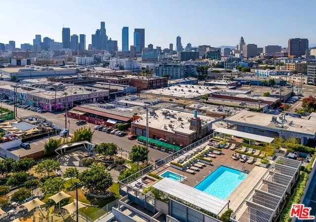 3rd image of 530 S Hewitt St #126, Los Angeles, CA 90013 | MLS# 26787061
