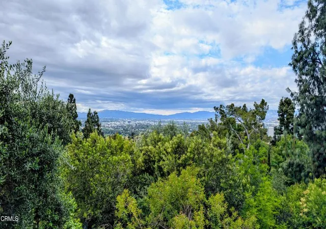 Photo 4 of Land for sale at 3530 N Knoll Dr, Los Angeles, CA 90068 | MLS# P1-26794 | Listing updated on 2026-06-29