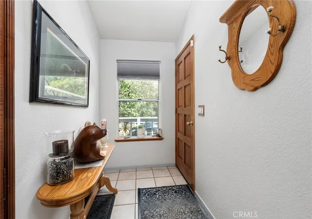 Photo 4 of Sale Pending at 36556 Mudge Ranch Rd, Coarsegold, CA 93614 | MLS# FR26088004 | Listing updated on 2026-09-29