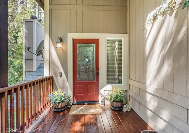 Photo 3 of Single family home for sale at 24380 Horst, Crestline, CA 92325 | MLS# IG26088046 | Listing updated on 2026-09-26