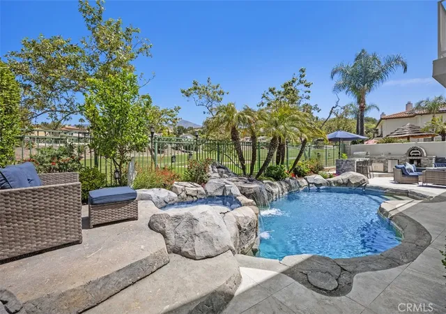 Homes for sale in Rancho Santa Margarita, CA | 16 Golf Ridge Dr, Rancho Santa Margarita, CA 92679 | MLS# OC26088343