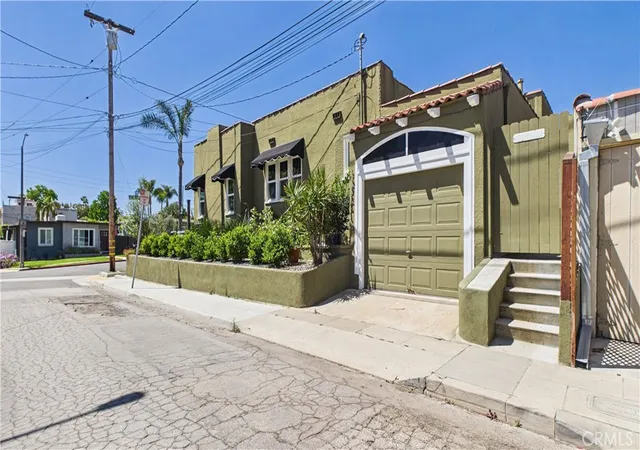 Homes for sale in Long Beach, CA | 4515 E Vermont, Long Beach, CA 90814 | MLS# SR26088197
