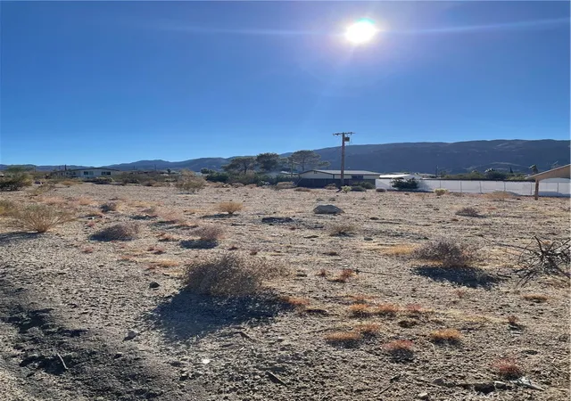 Homes for sale in 29 Palms, CA | 7606 Sahara Ave, 29 Palms, CA 92277 | MLS# JT26088491