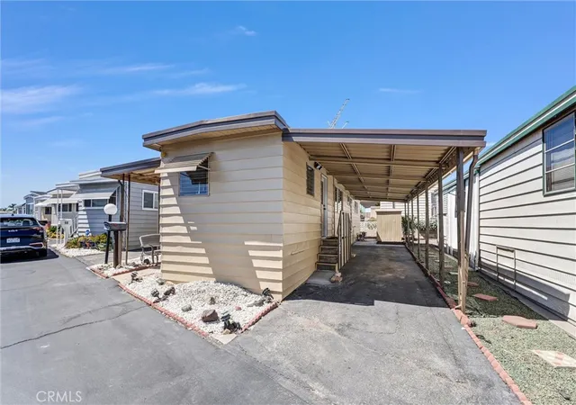 2nd image of 18801 Hawthorne Blvd #58, Torrance, CA 90504 | MLS# CV26088454