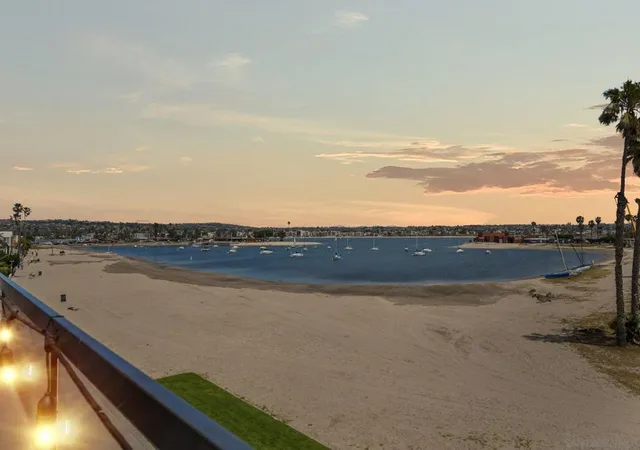 2nd image of 3500 Bayside, San Diego, CA 92109